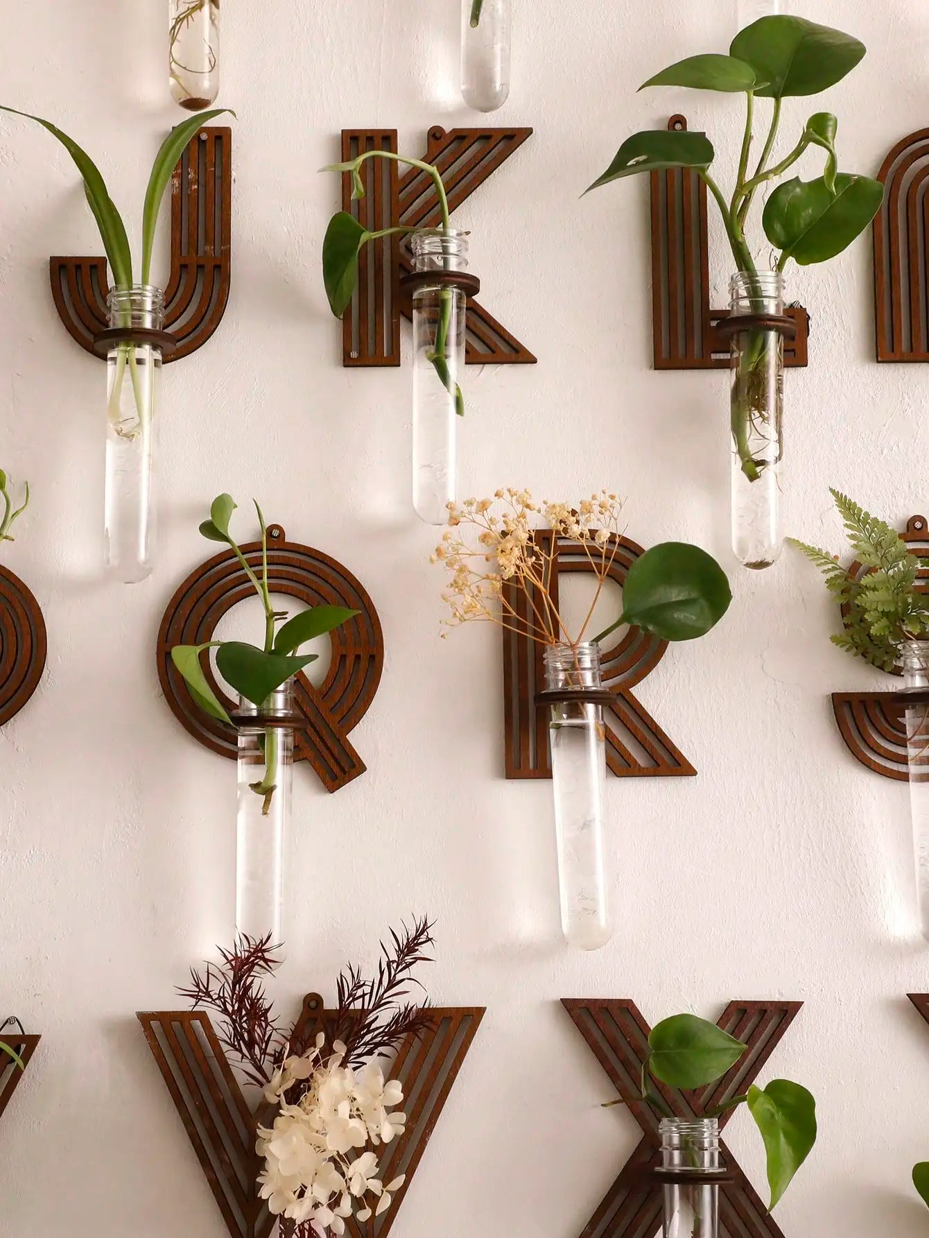 A-Z Alphabet Plant Propagation Stations ，With Wooden Stand，26styles DIY Plant Propagation Tubes， Plant Lover Hydroponics Decor